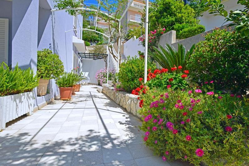 Sunset Apartments Hvar Town Exterior photo
